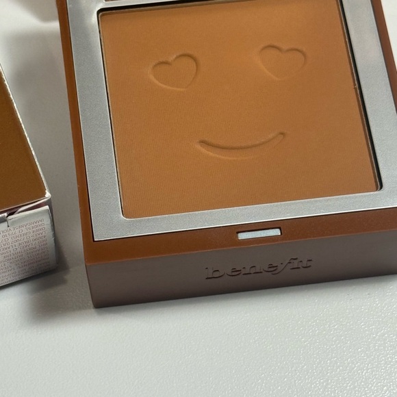 Benefit Hello Happy Velvet Powder Foundation #12 - 0.25 oz - Picture 3 of 4